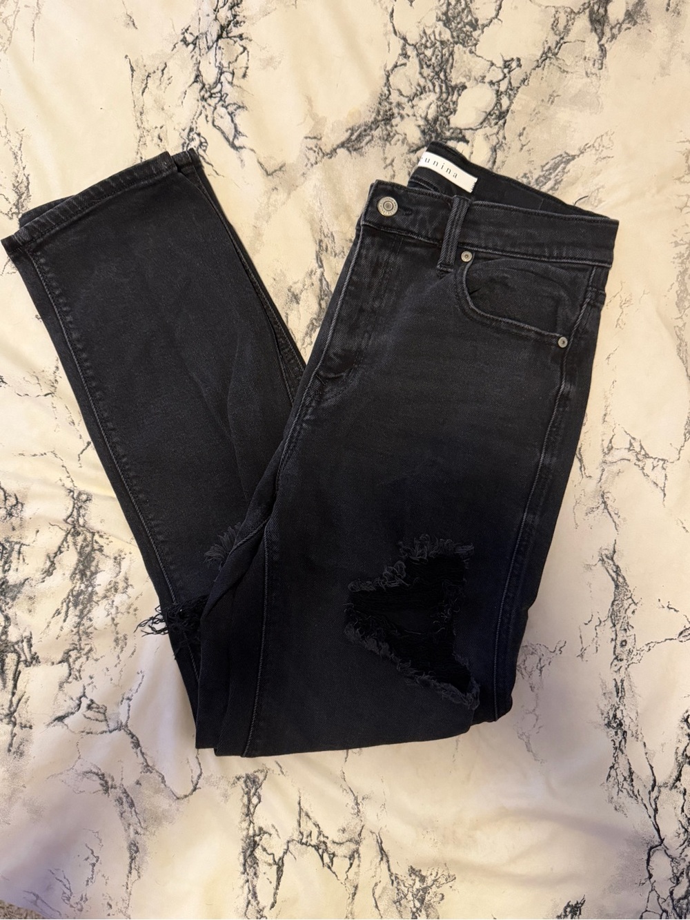 Black Distressed Women's Jeans - Unknown Brand